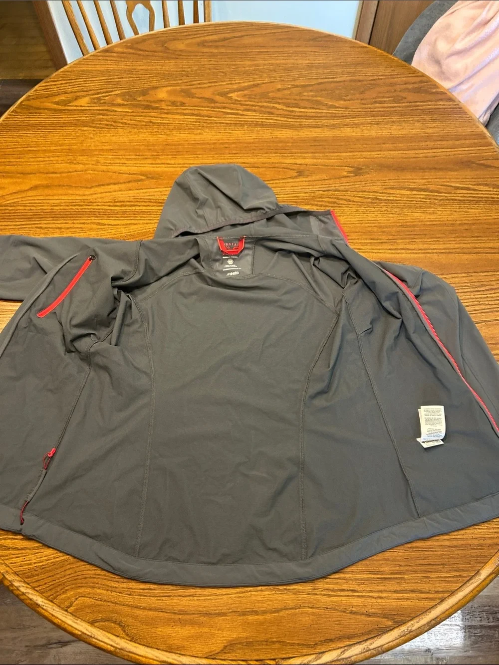 Mountain Hardwear lightweight water